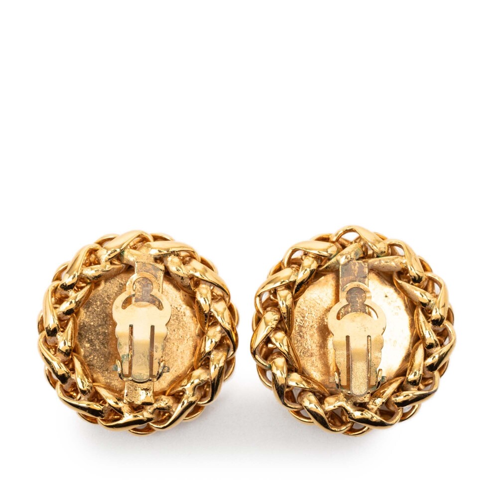 Pre-Loved Chanel CC Gold Plated Wheat Medallion Clip On Earrings - Picture 2 of 4